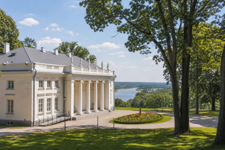 Gelgaudiškio dvaro neoklasicistiniai rūmai ir parkas prie Nemuno šlaitų