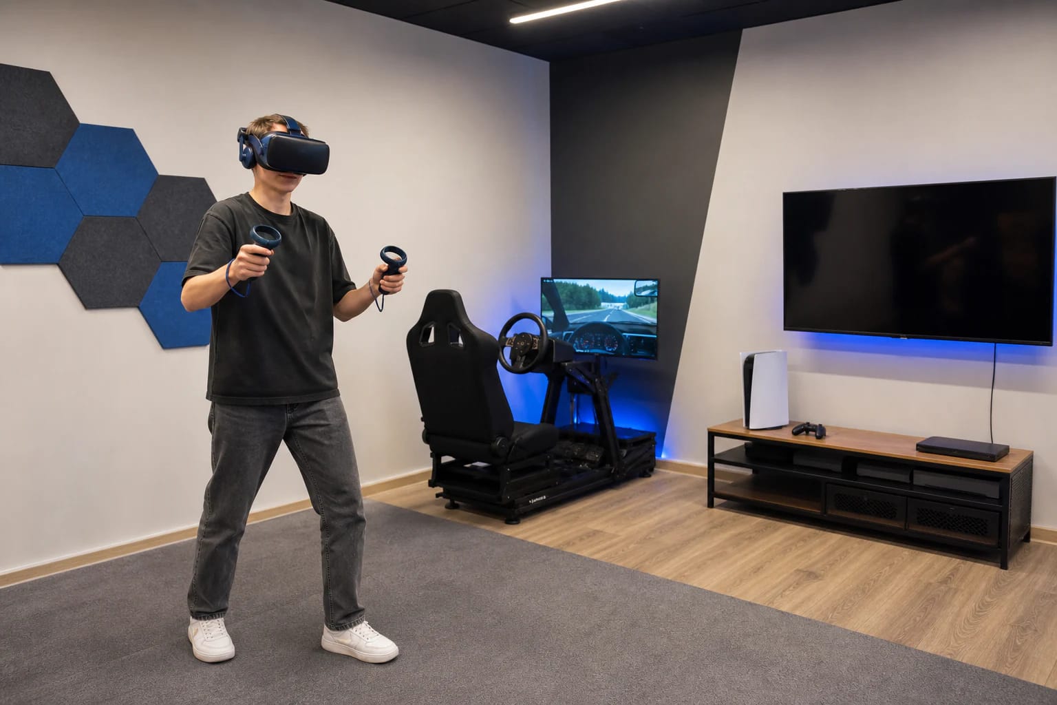 Lankytojai naudojasi VR ir žaidimų įranga Healo erdvėje Šiauliuose