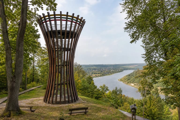 Jurakalnis Jurassic-period outcrop and observation tower in the Venta valley near Papilė