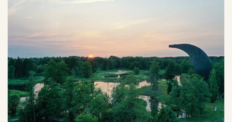 Kirkilų karstiniai ežerėliai